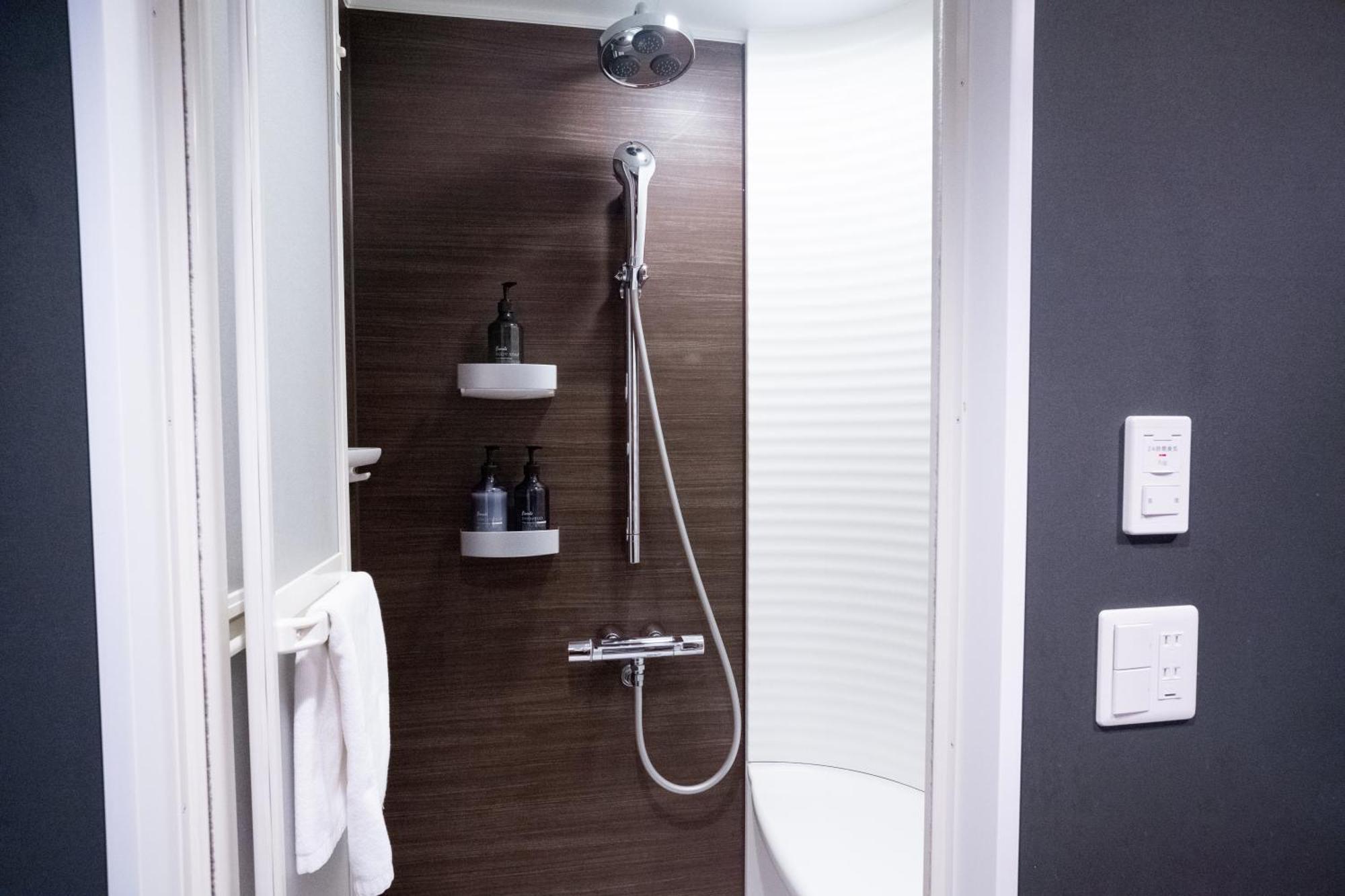 Wayfarer Shinsaibashi Hotel Osaka Room photo