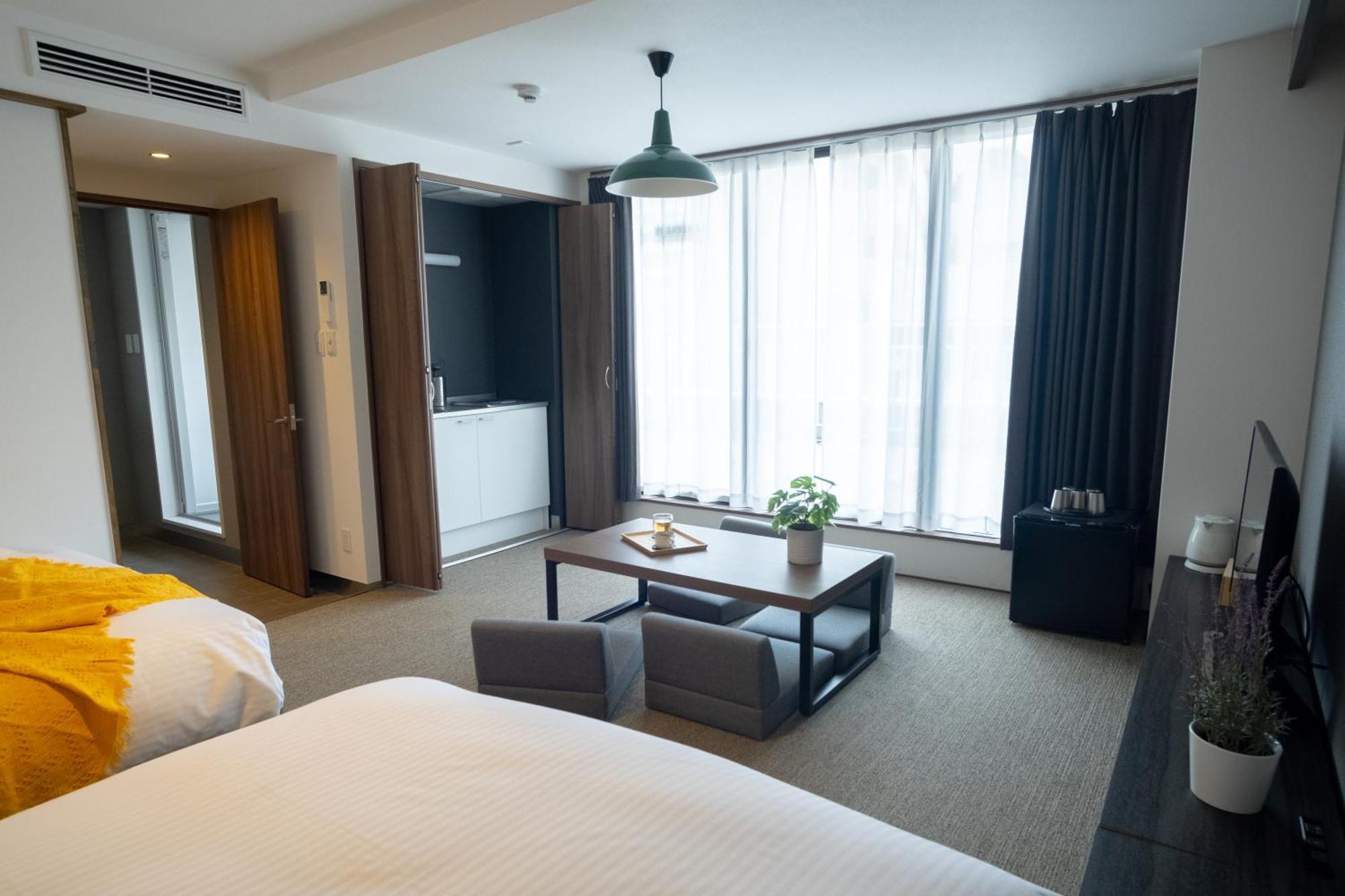 Wayfarer Shinsaibashi Hotel Osaka Room photo